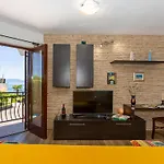 Anivija דירה