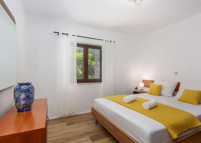 Anivija Apartment *